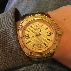 Men’s gold guess watch